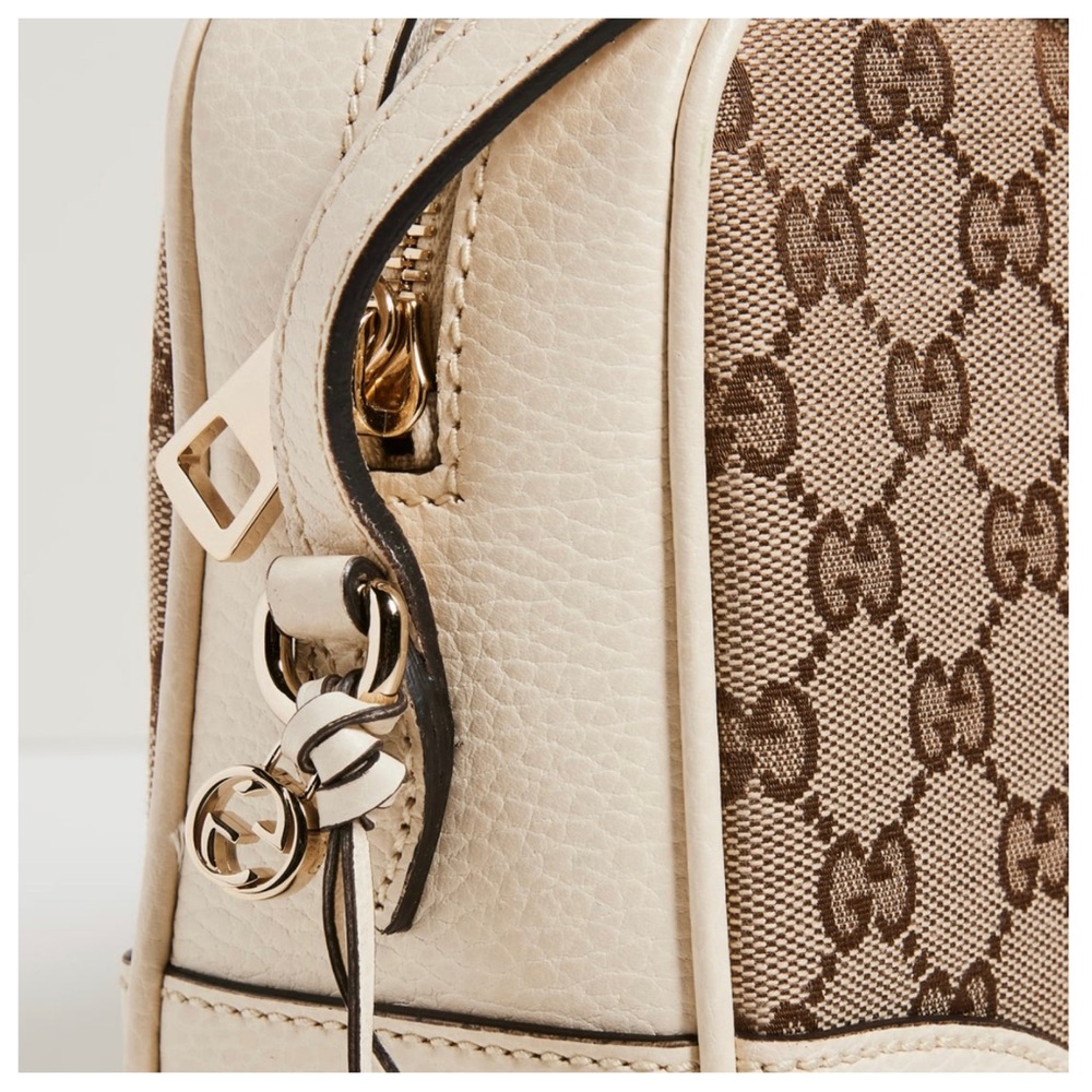 Gucci Bree Ivory Original Canvas GG
Logo Crossbody Handbag Box & Dust
bag - Picture 2 of 7